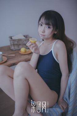 爸爸与女儿小芳